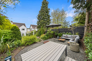 Photo 25- click for photo gallery